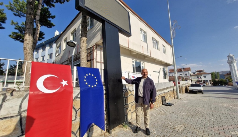 Ortaköy Sapinuva Billboard